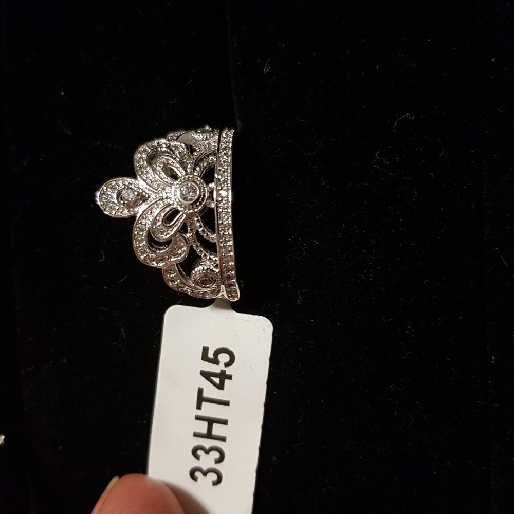 Beautiful Princess ring - Picture 5 of 5